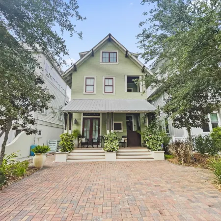 116 Surfer Ln 5 Bedroom Home by RedAwning