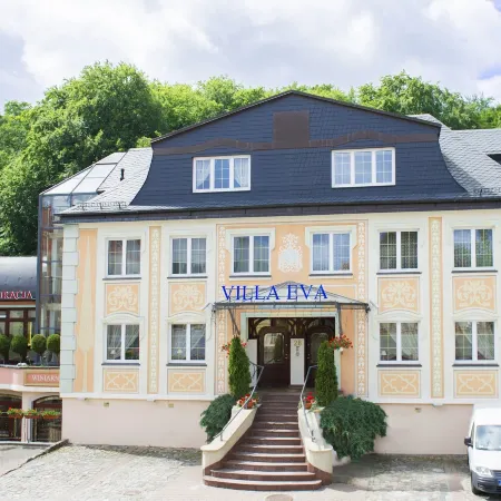 Hotel Villa Eva Отели рядом с достопримечательностью «Спортивный центр Гданьска»