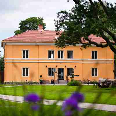 Hämeenkylä Manor Hotel Exterior