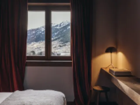 L'Ovella Negra Mountain Lodge Hotels in Canillo