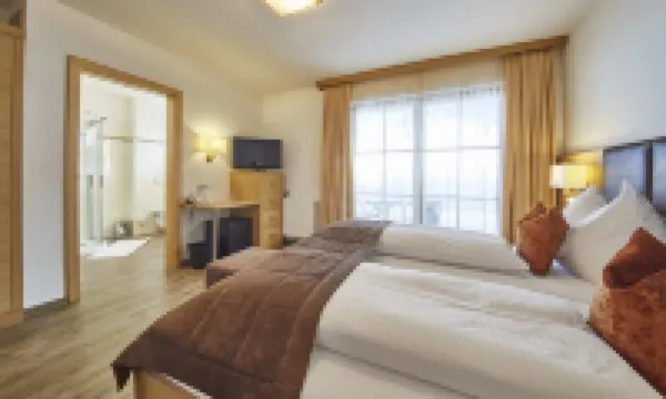 羅密霍夫酒店 大格洛克納山道旁富施酒店