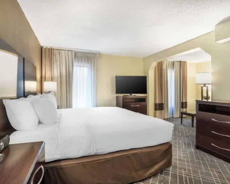 Comfort Inn & Suites Lake Norman Hotels in Cornelius