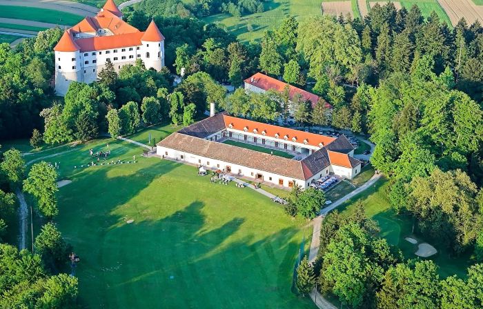 Mokrice Castle Estate