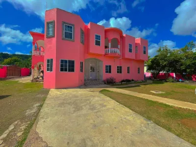 A Taste of Jamaica Lavern’s Place Hotels in 