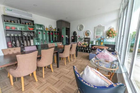 Utapao Resort Отели рядом с достопримечательностью «Wat Chak Mak»