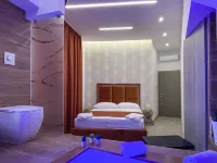 Twin Towers Naples Luxury Hotels near Naples Cathedral