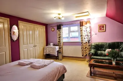 Mount Lavinia Hotels in Sheringham