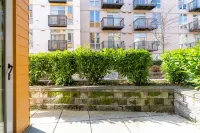 Sophari  Mercer Island Apartments Hotels near Mercerdale Park