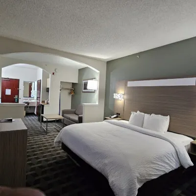 Quality Inn & Suites DFW Airport South Hotels near BAPS Shri Swaminarayan Mandir, Dallas