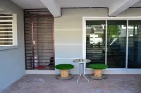 The Woodz Homestay - 2 Storey House Hotels in Brinchang