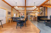 A Taste of Ely 4 BR Apartment, with Sauna