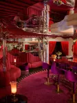 Ulysses, an Ash Hotel - Barer