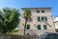 Best Location Rooms Hotels near Port of Split