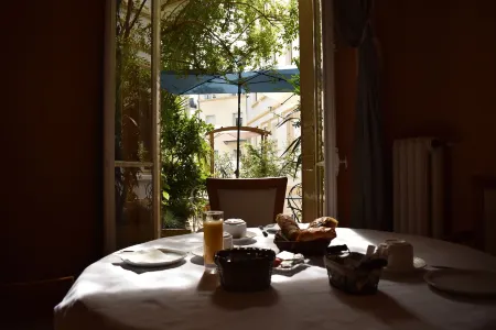 Hôtel Henri IV Отели в г. Ибо