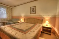 Grand Hotel Residence - Boutique Hotel Hotel di Piestany