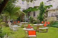 Hôtel le Plantagenet Hotel di Cravant-les-Coteaux
