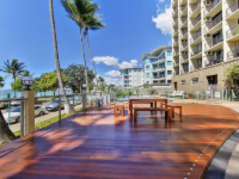 Aquarius on the Beach Hotels in North Ward