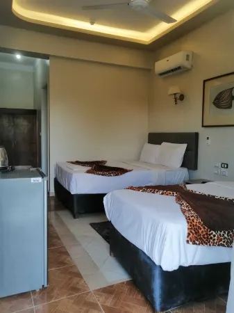 Rezeiky Hotel & Camp