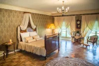 Pakruojis Manor's Palace Boutique Hotel