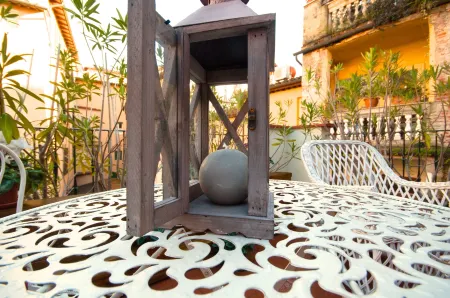 B&B Corte Toro Отели рядом с достопримечательностью «Базилика Сан-Микеле-ин-Форо»