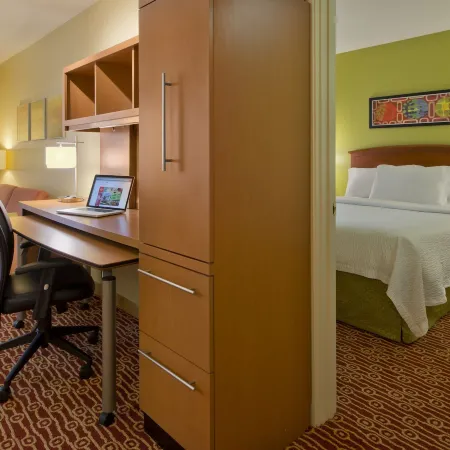 Hawthorn Extended Stay by Wyndham Cincinnati NE/Mason