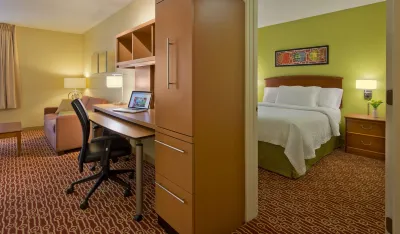 Hawthorn Extended Stay by Wyndham Cincinnati NE/Mason Hôtels à : Miami Township