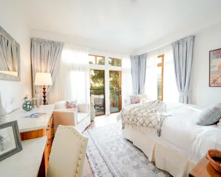 Zane Grey Pueblo Hotel Hotels in Avalon