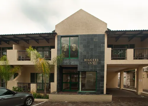 Diggers Inn Hotels in Francistown