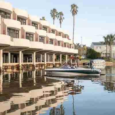 Lake Mulwala Boatel Hotel Exterior