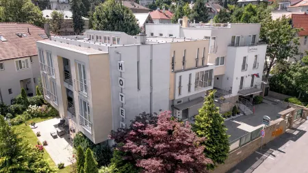 Hotel Antares Отели рядом с достопримечательностью «Славин»