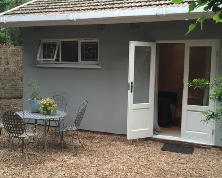 City & Farm Stays Hotels in Kloof