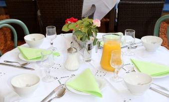 Aux Pierres Magiques