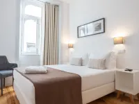 ماي ستاي بورتو باتالها Hotels near سي