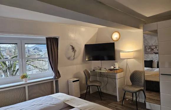 師羅比施亨基酒店