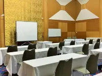 Grand Park Hotel Okubiwako Makino - 4-Star