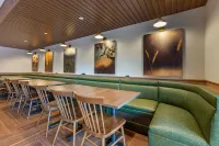 Fairfield Inn & Suites Sandusky Hotels in Perkins Township