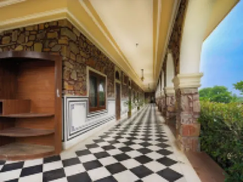 カース バーグ アマーのホテル