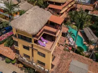 Hotel Casamar Suites