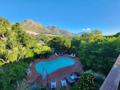 The Salt House Guest House in Hout Bay