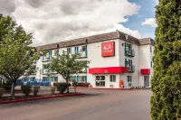 Econo Lodge Corvallis Near University Hotels near Fred Meyer