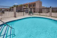 Days Inn by Wyndham Ontario Airport Hotels in Upland