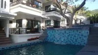Simple Life Cliff View Resort - بار