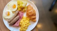 EG Service Apartment Hotel - breakfast