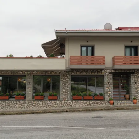 Oikia Guesthouse