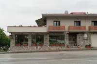 Oikia Guesthouse - โฮมสเตย์