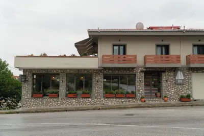 Oikia Guesthouse