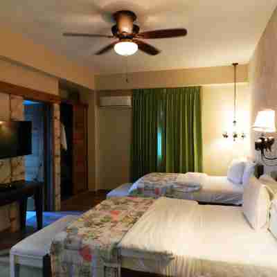 Mon Hotel Boutique Rooms