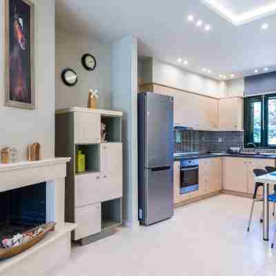 Toroni Blue Rooms