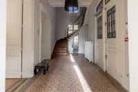 La Villa Beaupeyrat - Apparthôtels de Charme Dans bâtisse de caractère