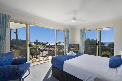 Golden Riviera Absolute Beachfront Resort - Wifi